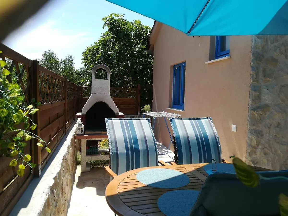 Landhaus Gasthaus Tiny House Sukošan